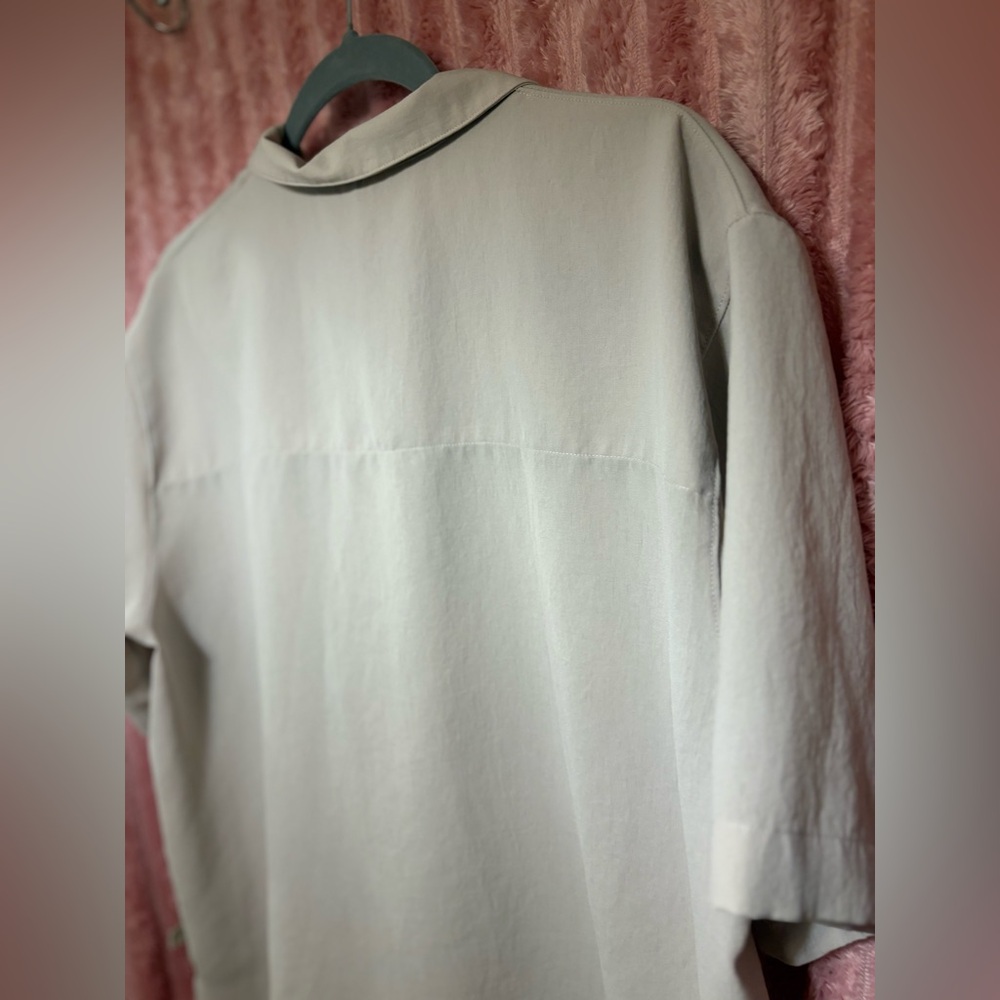 Lululemon Men•Lightweight Camp Collar Button-Up Shirt Pocket•Tan•LIKE NEW•Sz Med - Picture 13 of 15